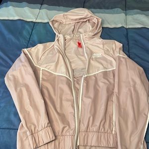 Women Nike windbreaker jacket